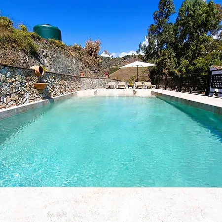 Cortijo Eucalipto 1 * Nerja